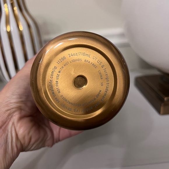 Owala Hearth & Hand Copper Bells 24oz FreeSip Limited Edition Exclusive - Picture 2 of 4